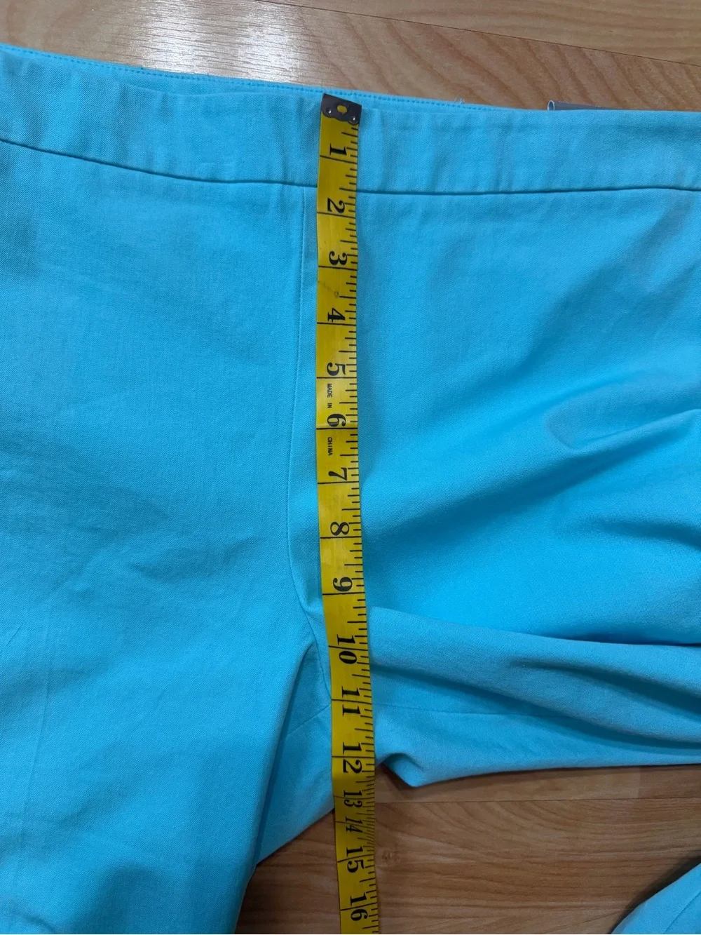 Talbots Chatham Crop pants with scalloped edges. Tiffany Blue size 16P NEW
